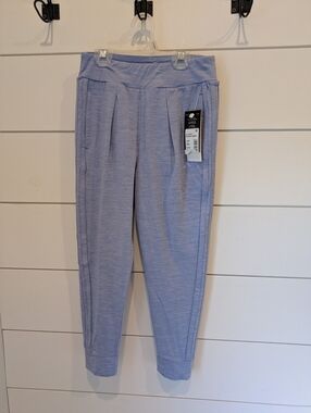 NWT Adidas Melange Joggers in size Small, 7/8